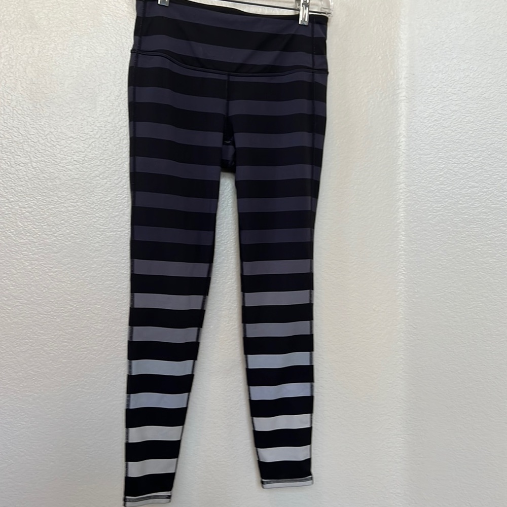 Athleta yoga pants